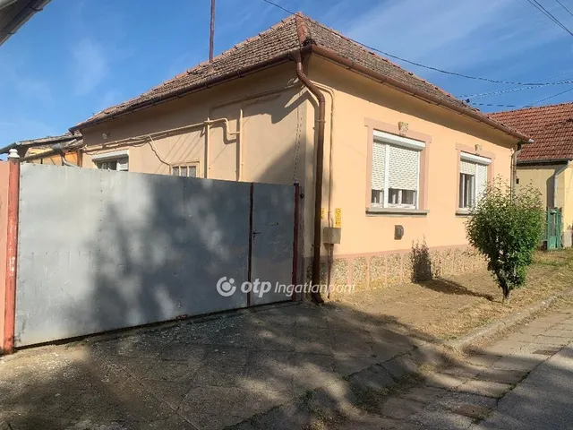 Eladó ház Pétervására 130 nm