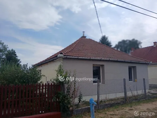 Eladó ház Detk 71 nm