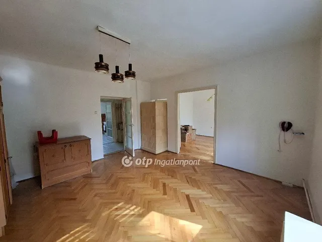 Eladó lakás Eger, Lajosváros 71 nm