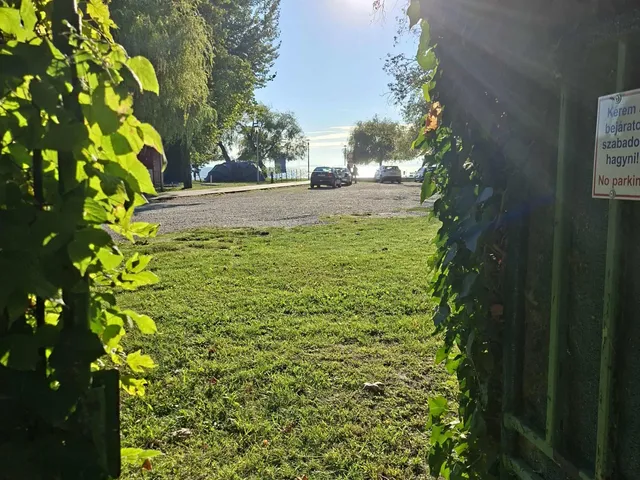 Eladó lakás Balatonakarattya 60 nm