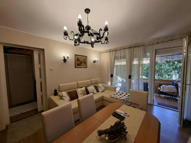 Eladó lakás Balatonakarattya 60 nm