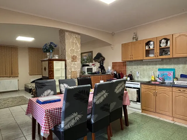 Eladó ház Somogymeggyes 227 nm