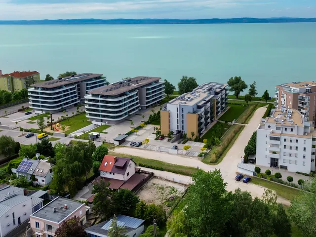 Eladó ház Siófok, Aranypart 118 nm