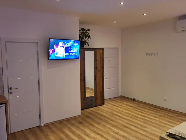 Eladó lakás Balatonszárszó 25 nm