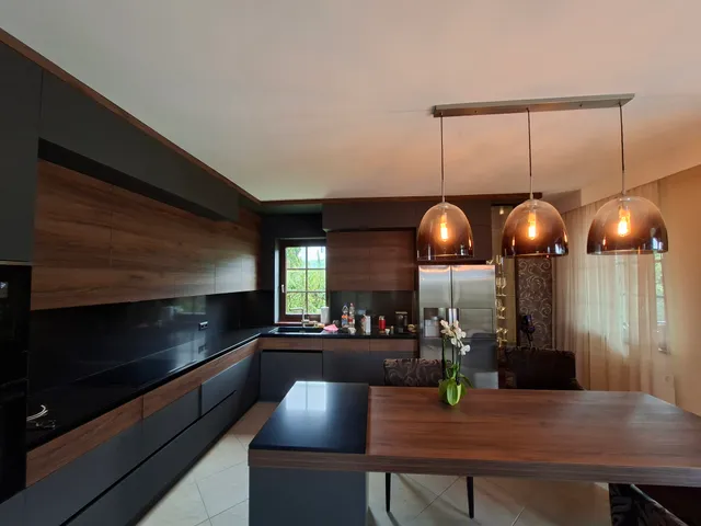 Eladó ház Balatonföldvár 250 nm