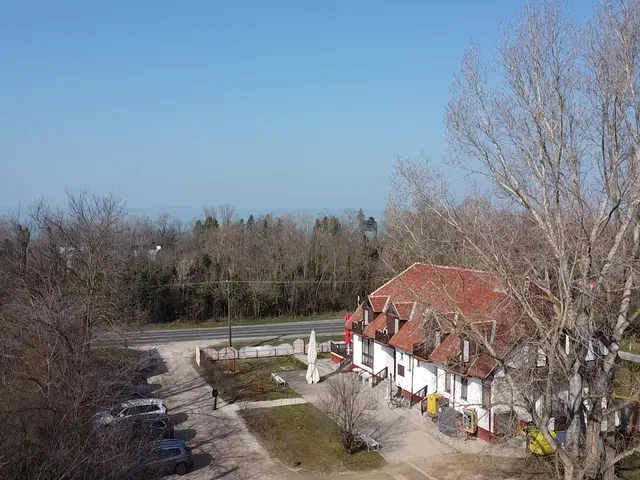 Eladó telek Balatonszemes 1421 nm
