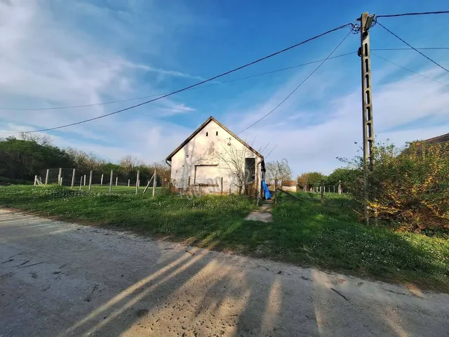 Eladó telek Nágocs 2200 nm