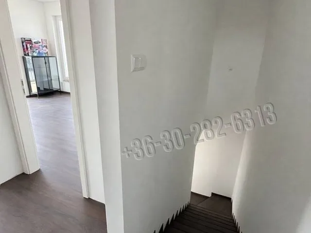 Eladó ház Siófok, Szabadifürdő 120 nm