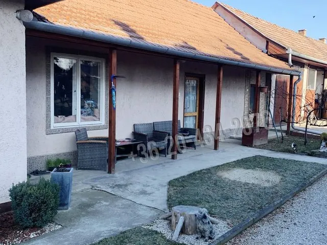 Eladó ház Balatonszárszó 124 nm