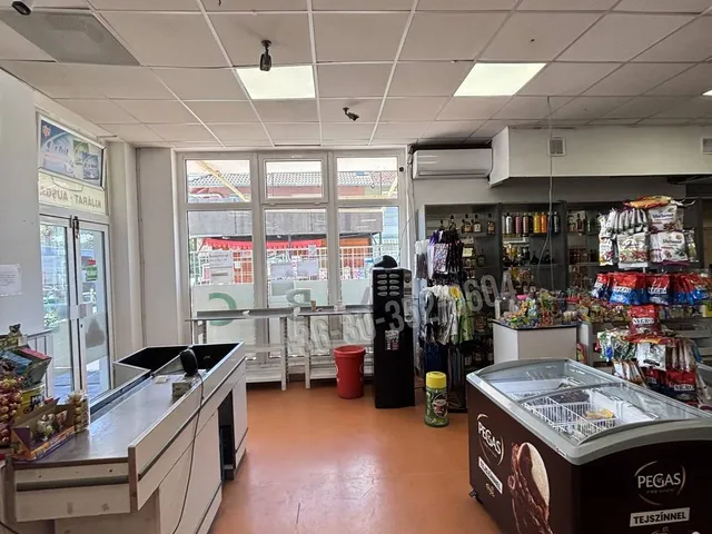 Eladó kereskedelmi és ipari ingatlan Siófok 495 nm