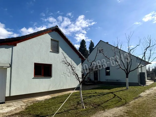 Eladó ház Balatonszárszó 140 nm