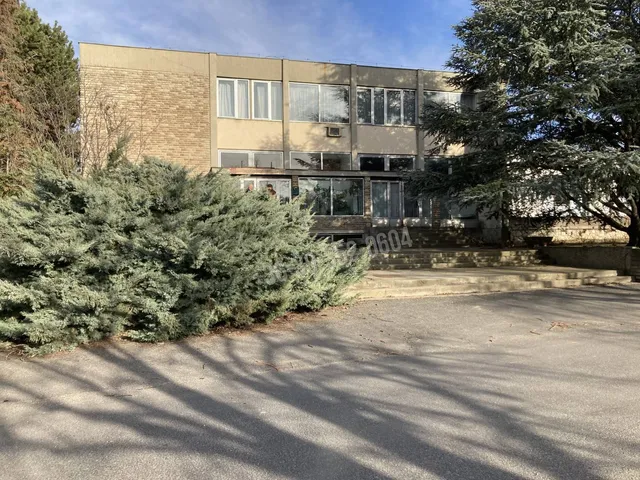 Eladó kereskedelmi és ipari ingatlan Siófok, Balatonszéplak 934 nm