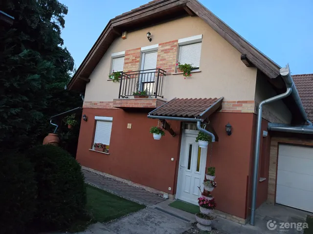 Eladó ház Fót 99 nm