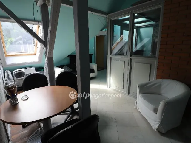 Eladó ház Budapest XIV. kerület 393 nm