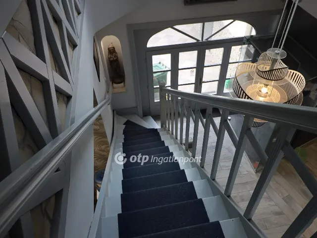 Eladó ház Budapest XIV. kerület 393 nm