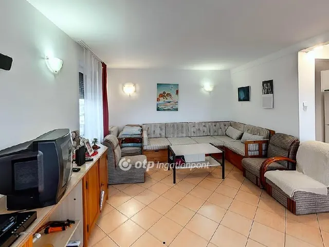 Eladó ház Vecsés 320 nm