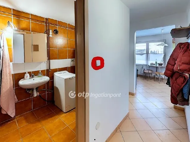 Eladó ház Vecsés 320 nm