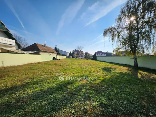 Eladó telek Budapest XVI. kerület 1161 nm