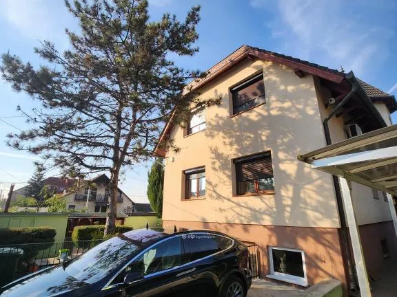 Eladó ház Budapest XVI. kerület 458 nm
