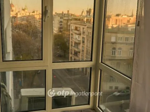 Eladó lakás Budapest II. kerület 91 nm