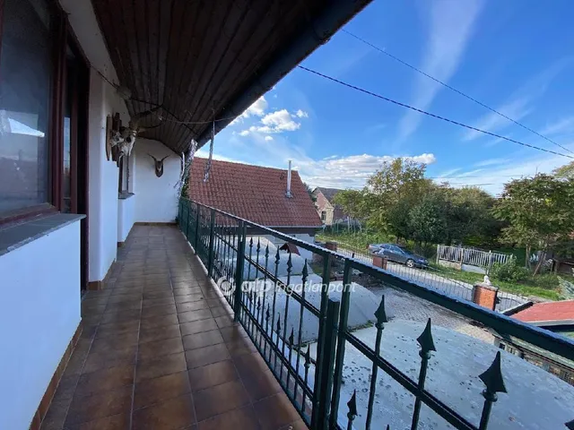 Eladó ház Dömsöd 150 nm