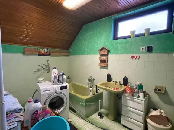 Eladó ház Sárbogárd 220 nm