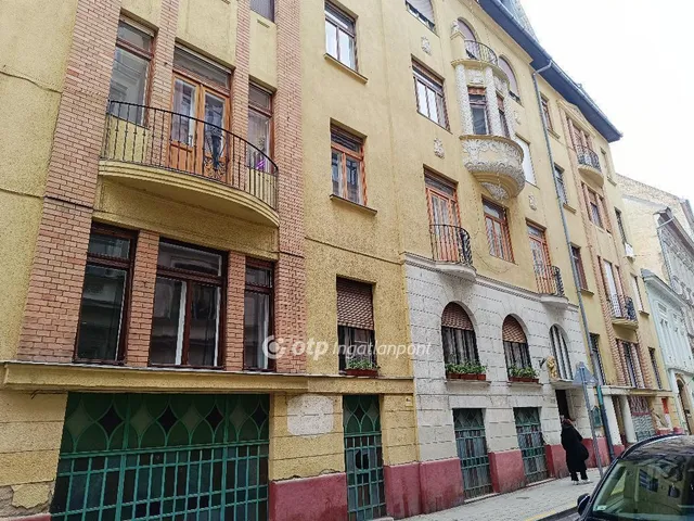 Eladó lakás Budapest V. kerület 104 nm
