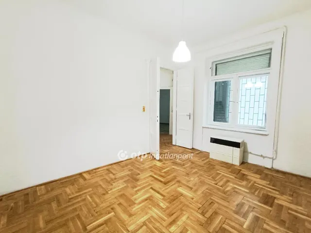 Eladó lakás Budapest V. kerület 104 nm