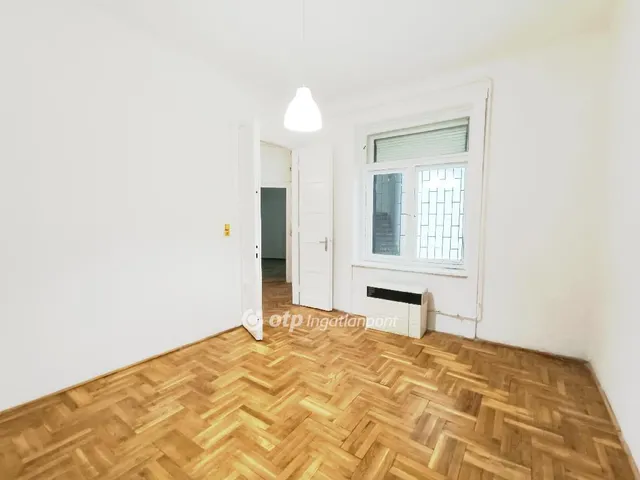 Eladó lakás Budapest V. kerület 104 nm
