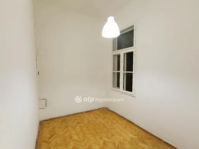 Eladó lakás Budapest V. kerület 104 nm