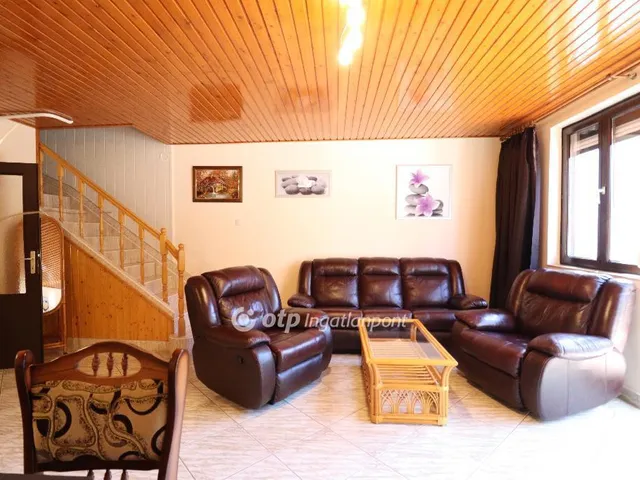 Kiadó ház Budapest XVIII. kerület 135 nm