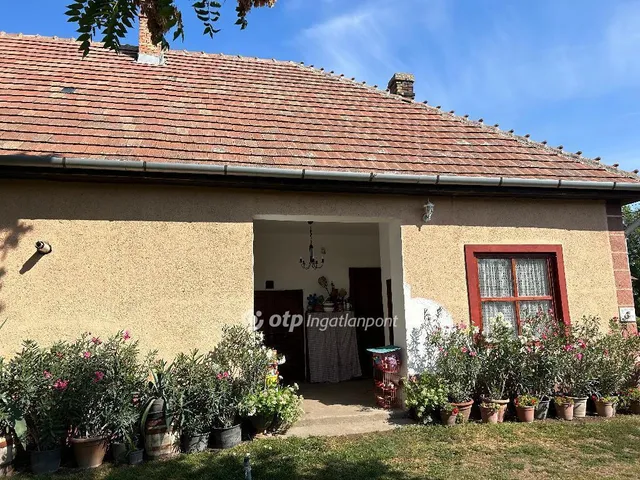 Eladó ház Dömsöd 110 nm