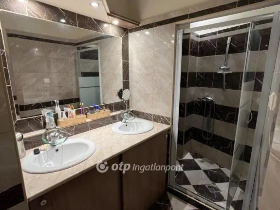 Eladó lakás Budapest II. kerület 74 nm