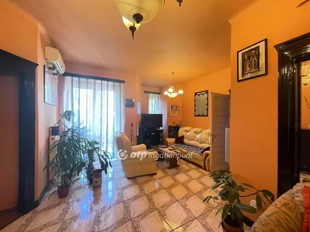 Eladó lakás Budapest VIII. kerület 90 nm
