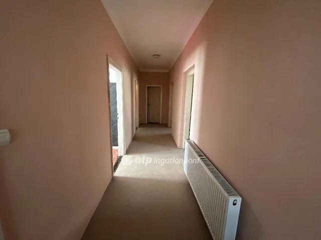 Eladó ház Veresegyház 200 nm