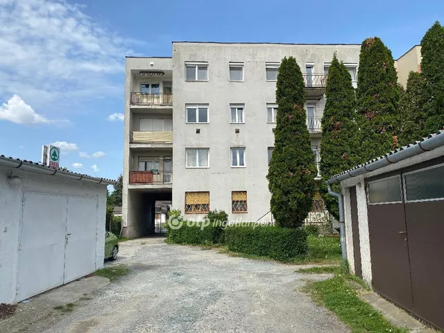Eladó garázs Zalaegerszeg 29 nm