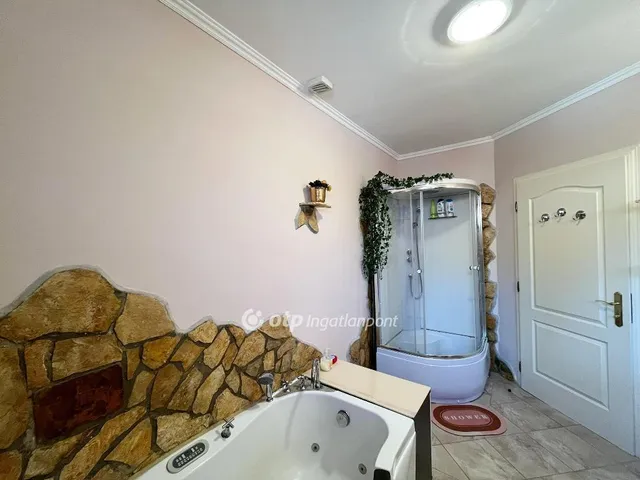 Eladó ház Pécel, Kopaszhegy 98 nm