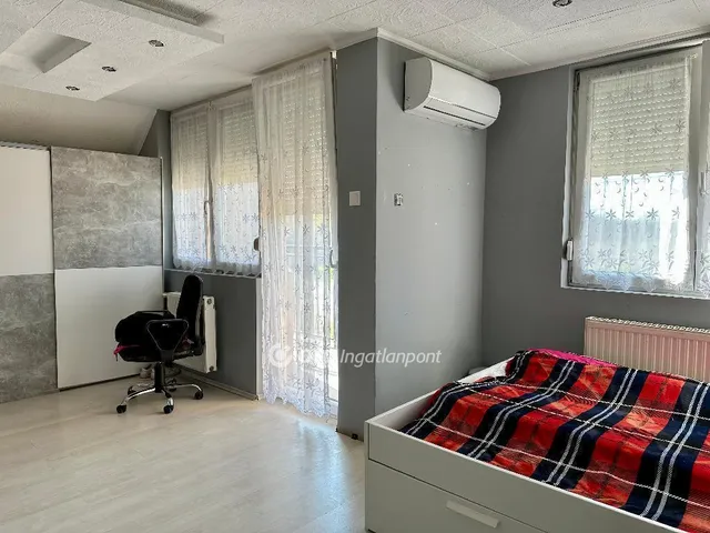 Eladó ház Dánszentmiklós 130 nm