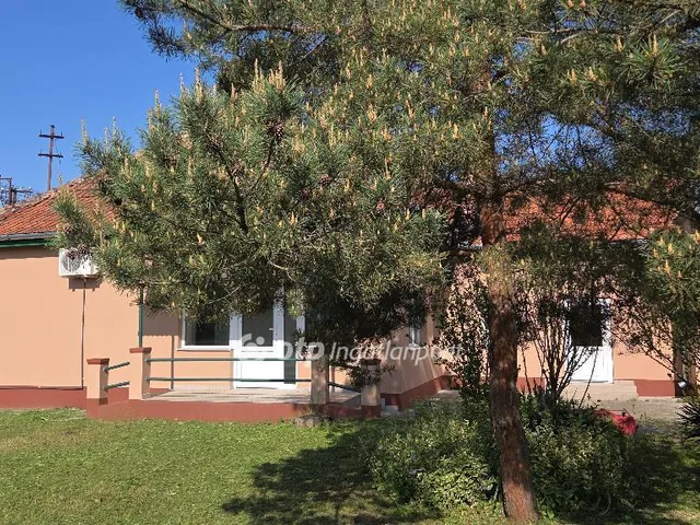 Eladó ház Dömsöd 90 nm