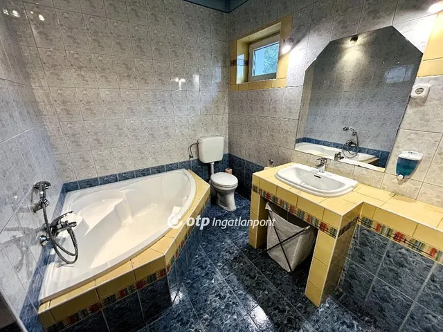 Eladó ház Nagykáta 207 nm