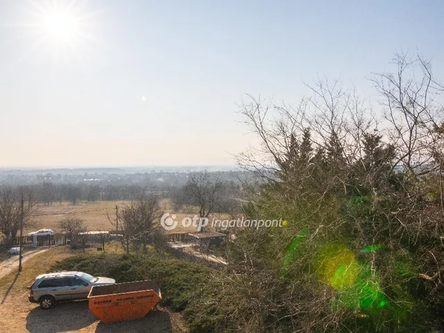 Eladó ház Fót 290 nm