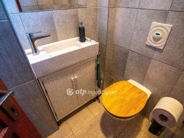 Eladó ház Fót 290 nm