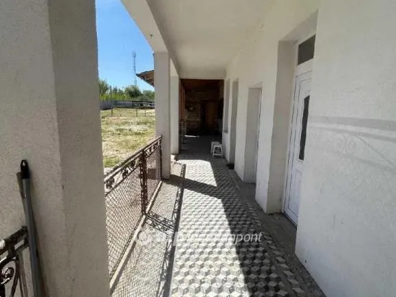 Eladó ház Galgahévíz 220 nm