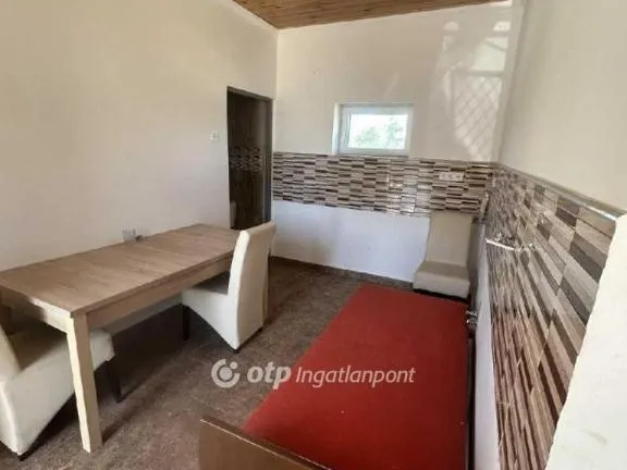 Eladó ház Galgahévíz 220 nm