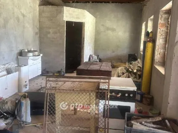 Eladó ház Galgahévíz 220 nm