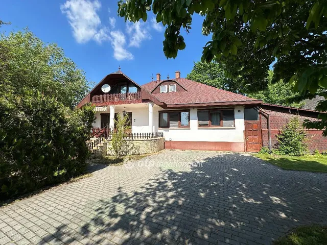 Eladó ház Dabas 194 nm