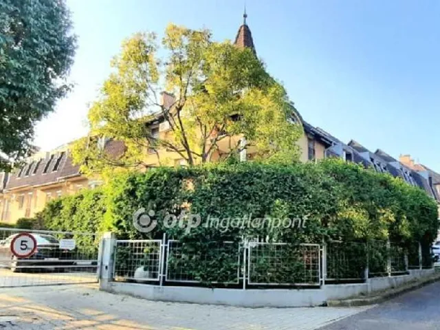 Eladó lakás Budapest II. kerület 90 nm