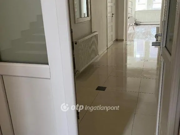 Eladó lakás Budapest V. kerület 45 nm