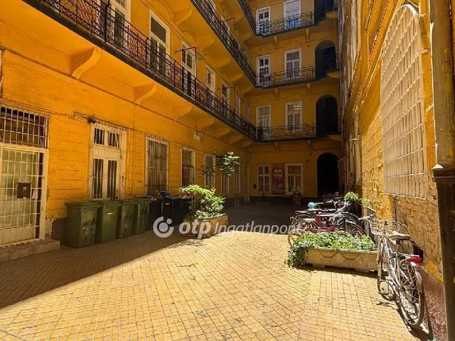 Eladó lakás Budapest VIII. kerület, Palotanegyed 121 nm