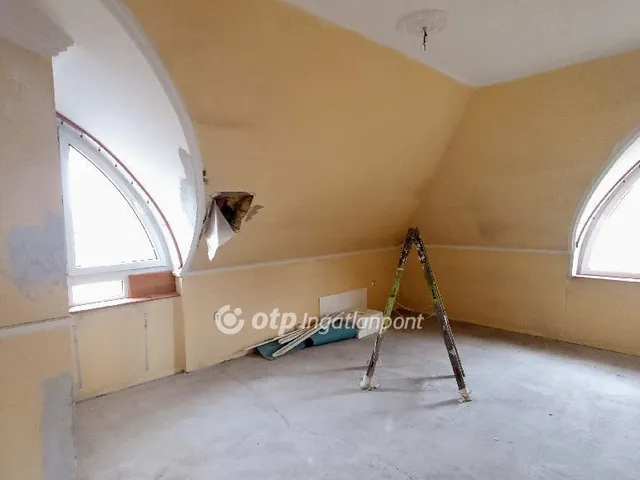 Eladó ház Jászfényszaru 170 nm